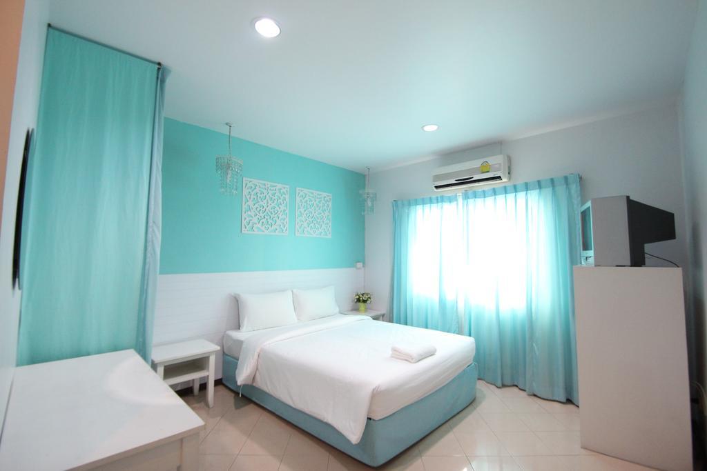 Preme Hostel Bangkok Buitenkant foto