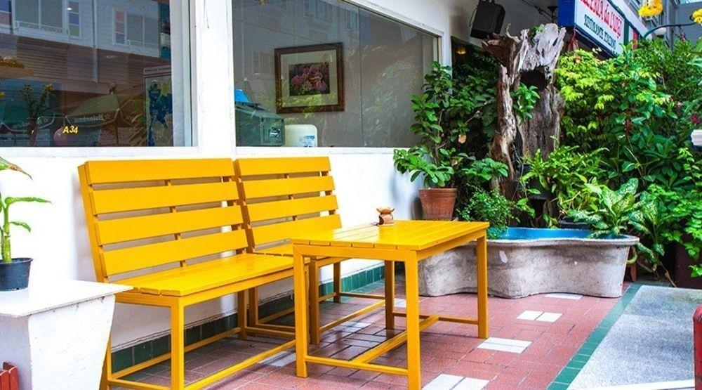 Preme Hostel Bangkok Buitenkant foto
