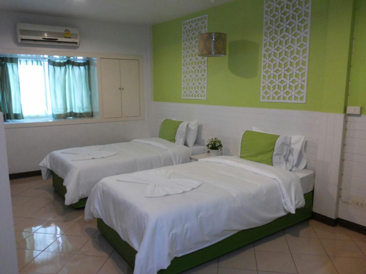 Preme Hostel Bangkok Buitenkant foto